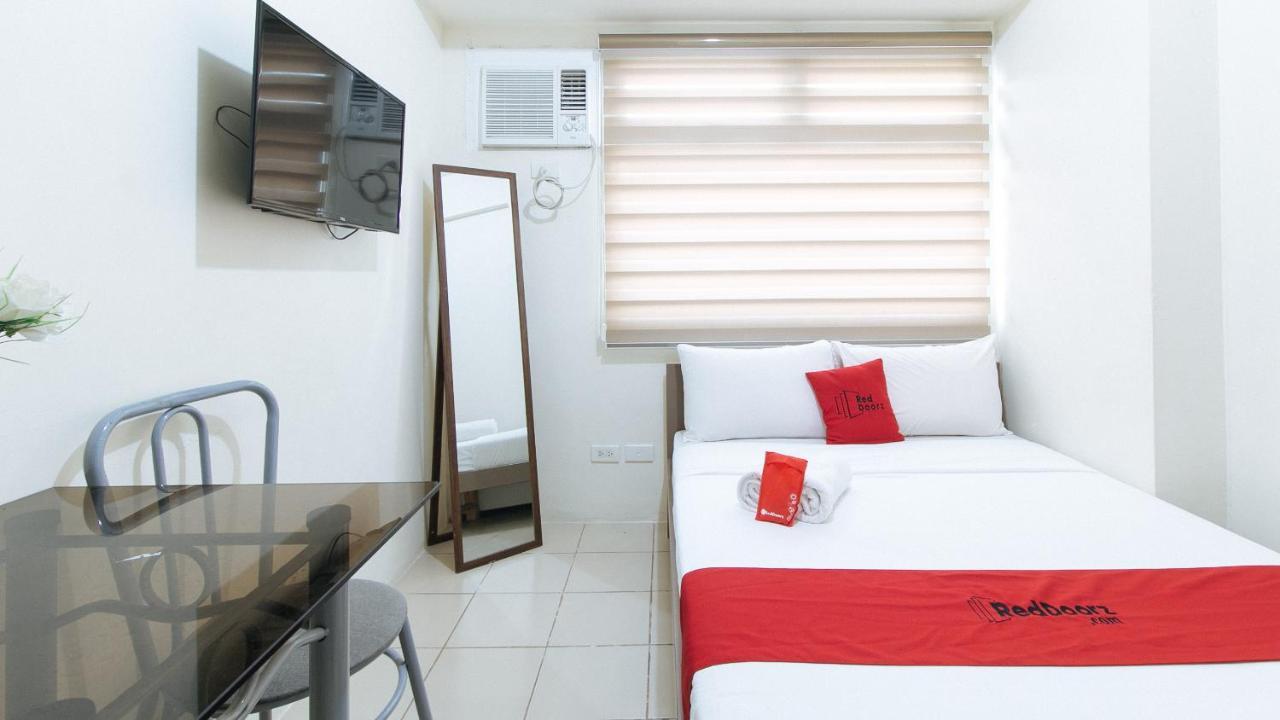 Reddoorz Plus @ Urban Deca Tower Edsa 2 Mandaluyong Екстер'єр фото
