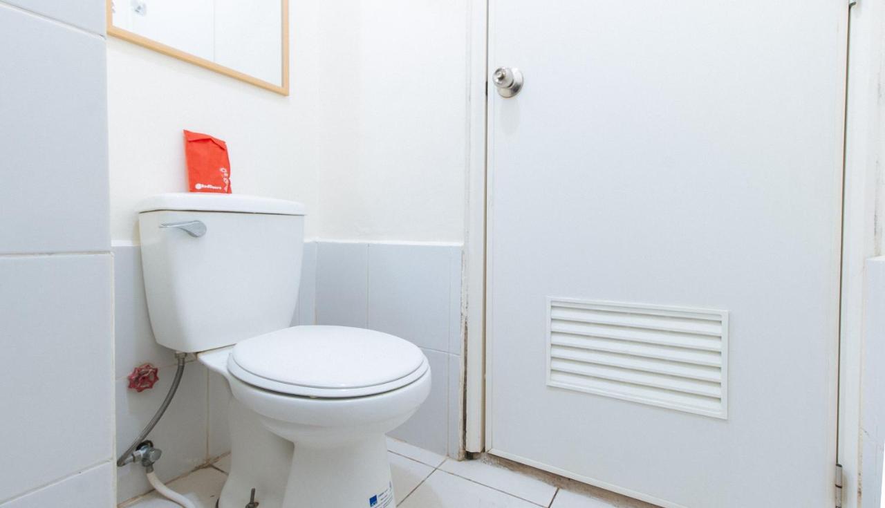 Reddoorz Plus @ Urban Deca Tower Edsa 2 Mandaluyong Екстер'єр фото